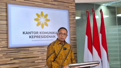 Post Photo