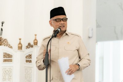 Post Photo