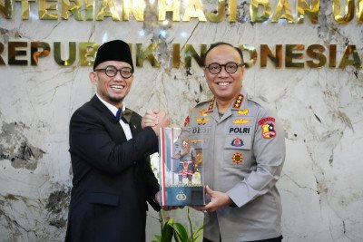 Post Photo
