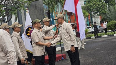Post Photo