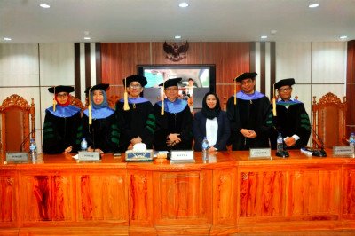 Post Photo
